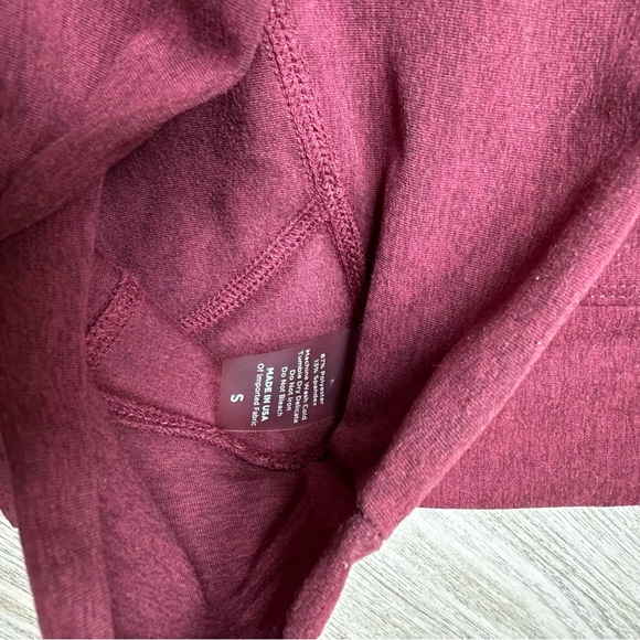 BOMBSHELL SPORTSWEAR BURGUNDY UPLIFT LEGGINGS - Picture 7 of 8